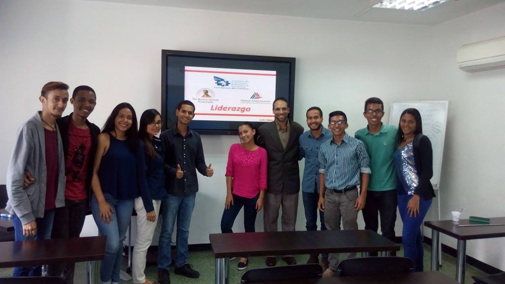 La Sociedad Bastiat dicta un taller de liderazgo para jóvenes en alianza con la Cámara de Comercio, Industria y Servicios de Caracas